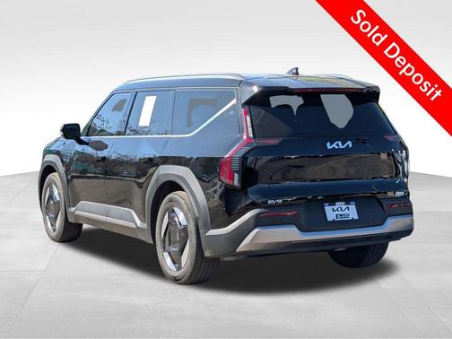 Aurora Black 2024 Kia EV9 Wind