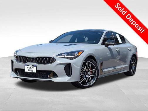 Ceramic Silver 2023 Kia Stinger GT2