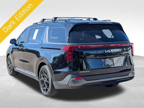 2025 Kia Carnival SX