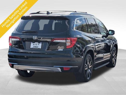 Crystal Black Pearl 2020 Honda Pilot AWD Elite