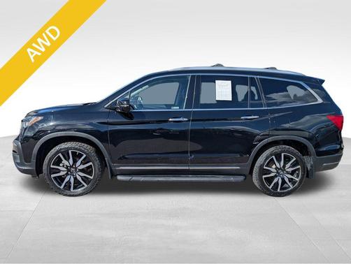 Crystal Black Pearl 2020 Honda Pilot AWD Elite
