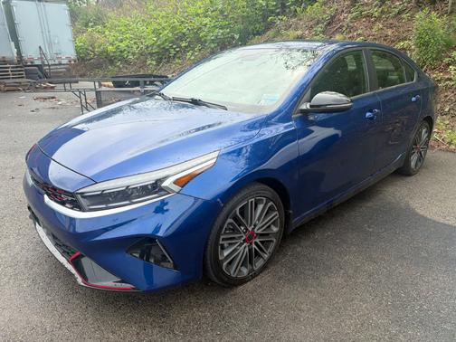Deep Sea Blue 2024 Kia Forte GT