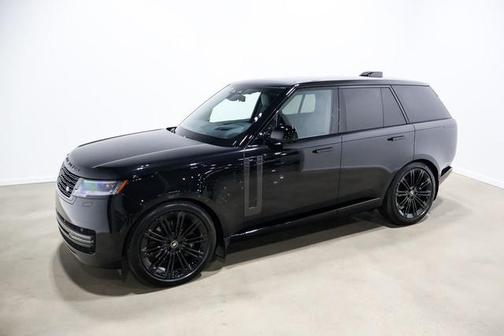 2025 Land Rover Range Rover P530 SE