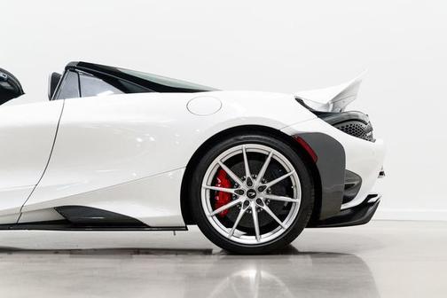 2022 McLaren 765LT Spider