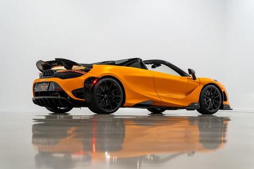2022 McLaren 765LT Spider