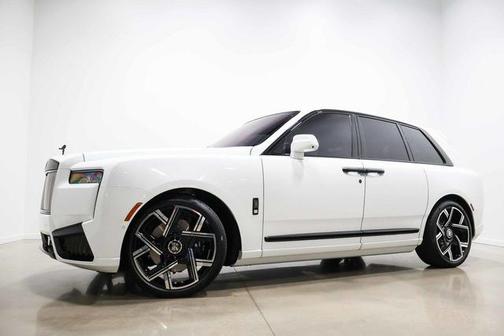 White 2025 Rolls-Royce Cullinan