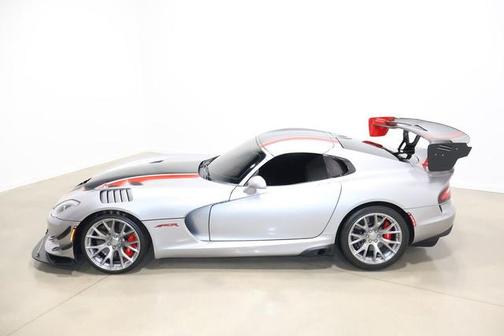 2017 Dodge Viper GTC