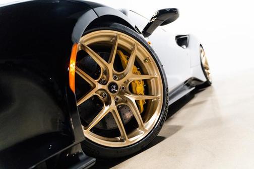 2020 Ferrari 488 Pista Base