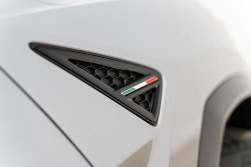 2024 Lamborghini Urus Performante