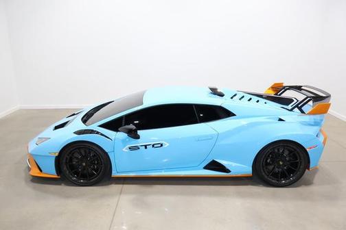 2021 Lamborghini Huracan STO Coupe