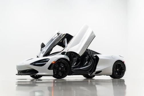 2018 McLaren 720S Base