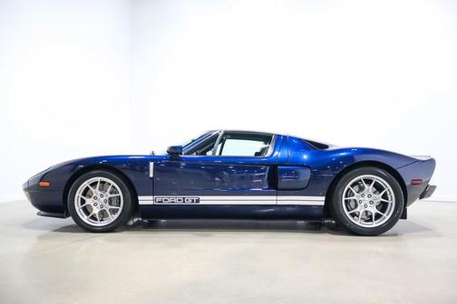 2005 Ford GT 