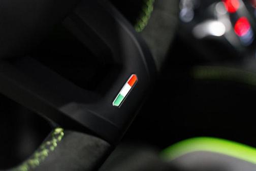 Green 2024 Lamborghini Urus Performante