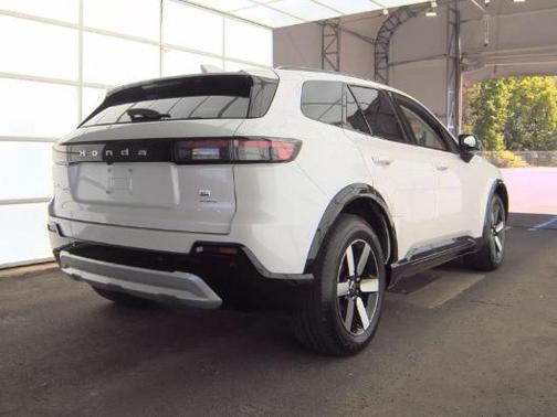 Snowfall Pearl 2025 Honda Prologue Touring