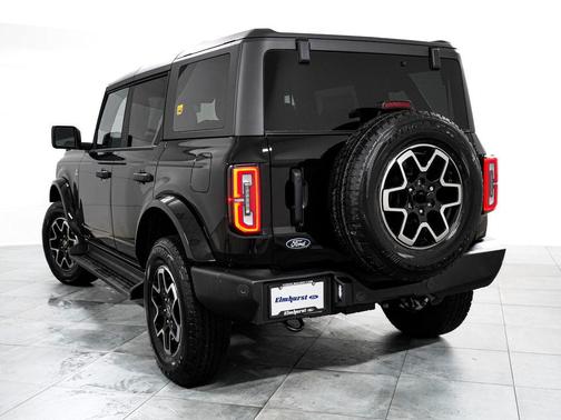 Shadow 2026 Ford Bronco Outer Banks