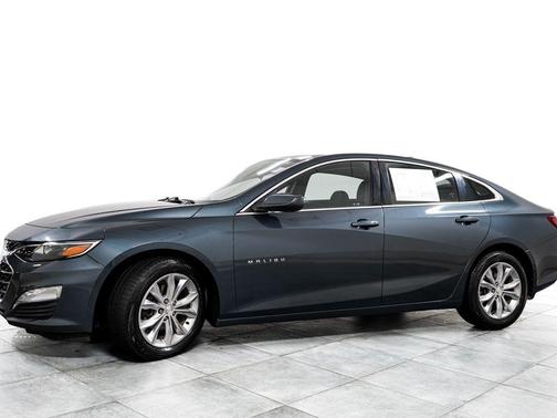 Shadow Gray Metallic 2019 Chevrolet Malibu LT
