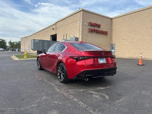 Infrared 2022 Lexus IS 350 Base