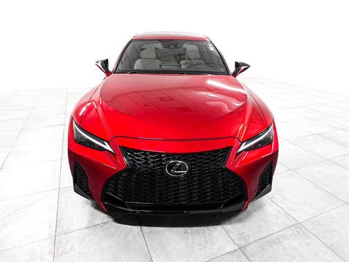 Infrared 2022 Lexus IS 350 Base