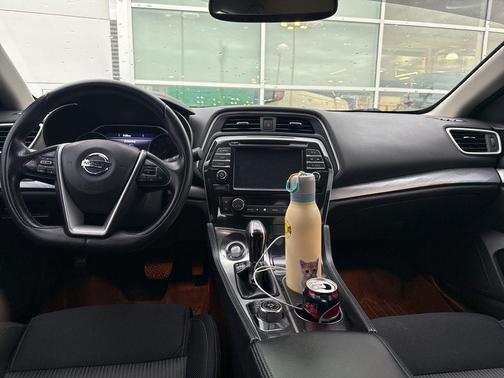 Blue 2016 Nissan Maxima 3.5 S