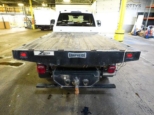 Oxford White 2023 Ford F-350 XLT