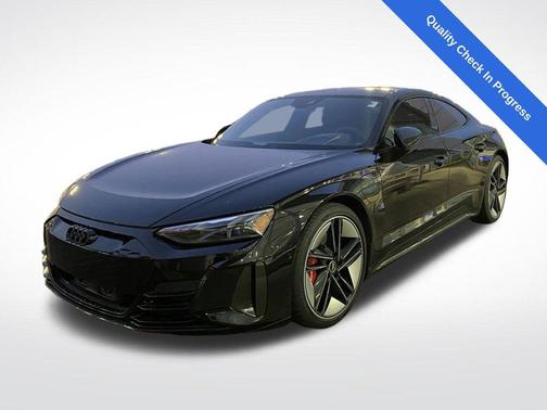 Mythos Black Metallic 2022 Audi RS e-tron GT quattro