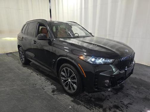 Black Sapphire Metallic 2024 BMW X5 xDrive40i