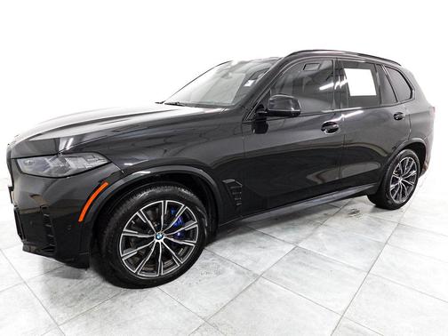Black Sapphire Metallic 2024 BMW X5 xDrive40i
