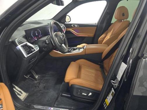 Black Sapphire Metallic 2024 BMW X5 xDrive40i