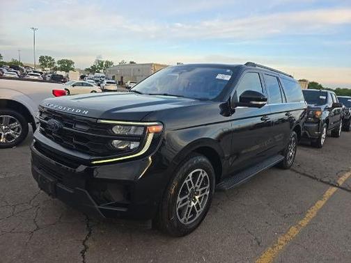 Black Metallic 2025 Ford Expedition Max Active 4x4