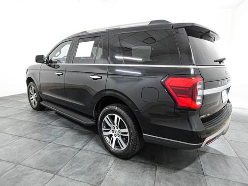 Black Metallic 2024 Ford Expedition Limited