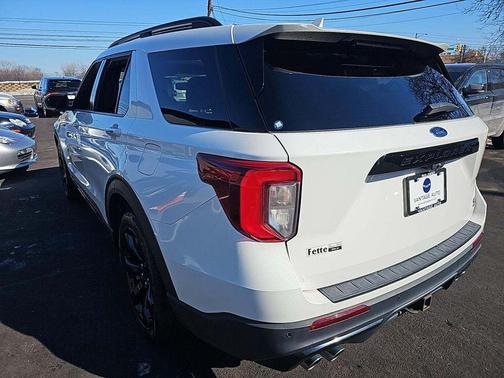 2022 Ford Explorer ST