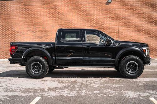 Agate Black Metallic 2025 Ford F-150 Raptor