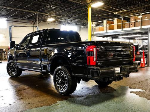 Agate Black Metallic 2025 Ford F-250 Platinum