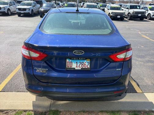 Deep Impact Blue 2016 Ford Fusion SE