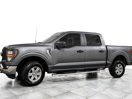 Carbonized Gray Metallic 2023 Ford F-150 XLT