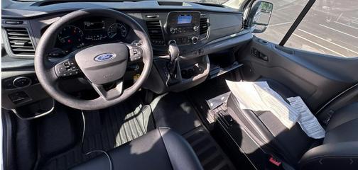 Oxford White 2025 Ford Transit-250 Base