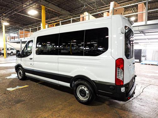 Oxford White 2024 Ford Transit-350 XL