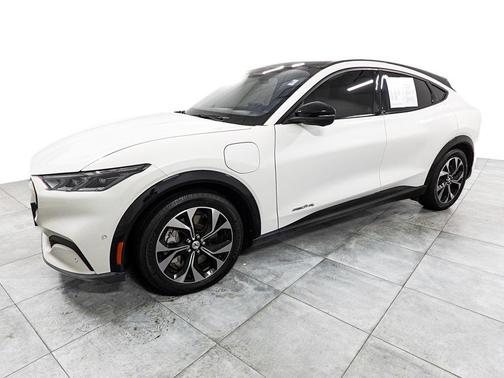 White Metallic 2023 Ford Mustang Mach-E Premium