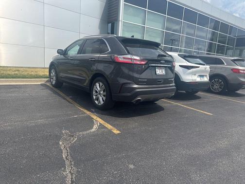 Magnetic Metallic 2020 Ford Edge Titanium