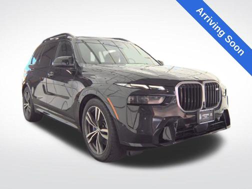 Black Sapphire Metallic 2023 BMW X7 M60i