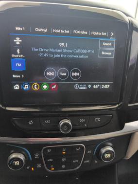 2022 Chevrolet Traverse LT Cloth