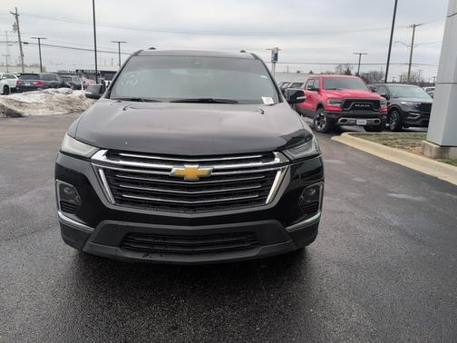 2022 Chevrolet Traverse LT Cloth