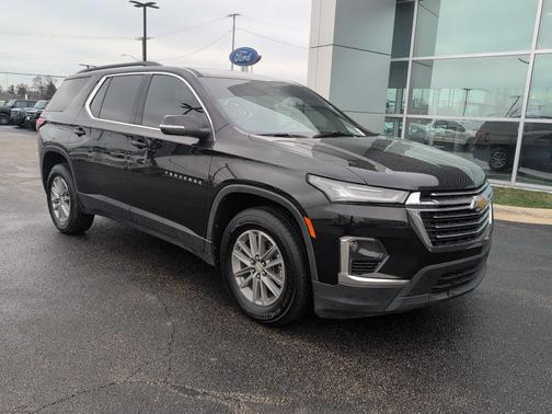 2022 Chevrolet Traverse LT Cloth