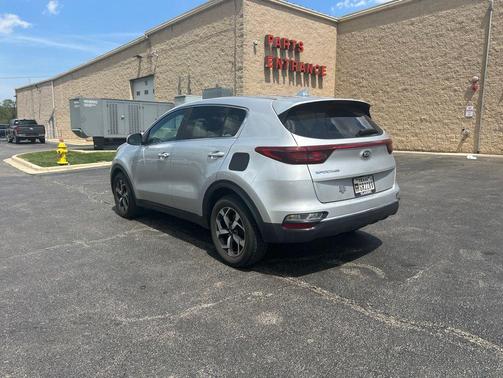 Sparkling Silver 2021 Kia Sportage LX