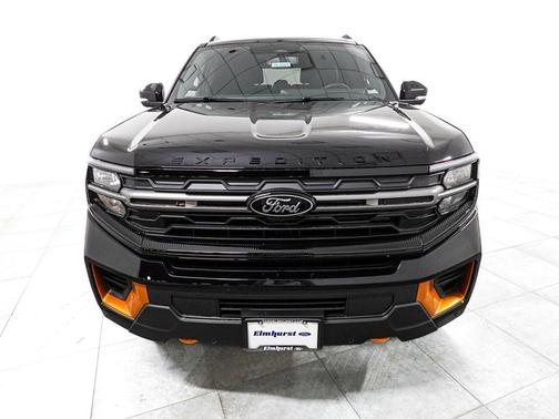 Agate Black Metallic 2026 Ford Expedition Tremor