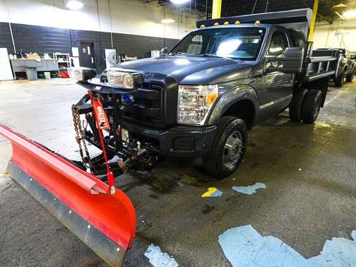 Magnetic Metallic 2015 Ford F-350 XL