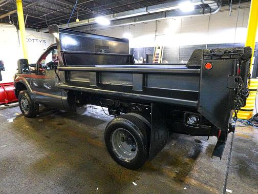 Magnetic Metallic 2015 Ford F-350 XL