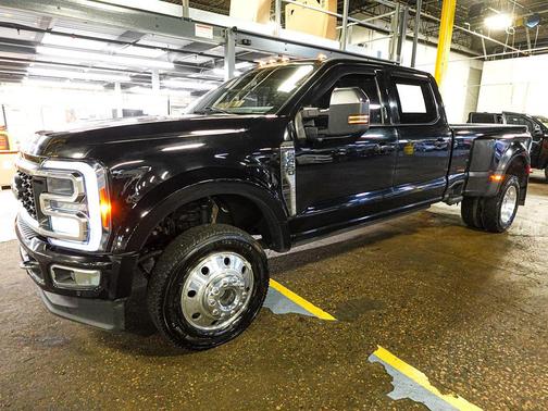 Agate Black Metallic 2023 Ford F-450 Platinum