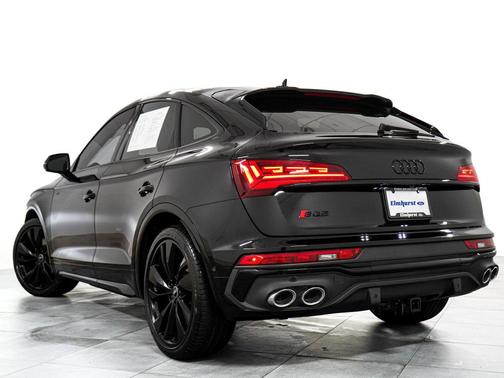 Mythos Black Metallic 2024 Audi SQ5 3.0T Prestige