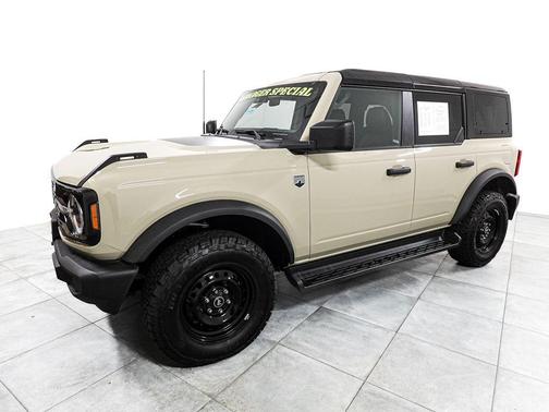 Desert Sand 2026 Ford Bronco Big Bend